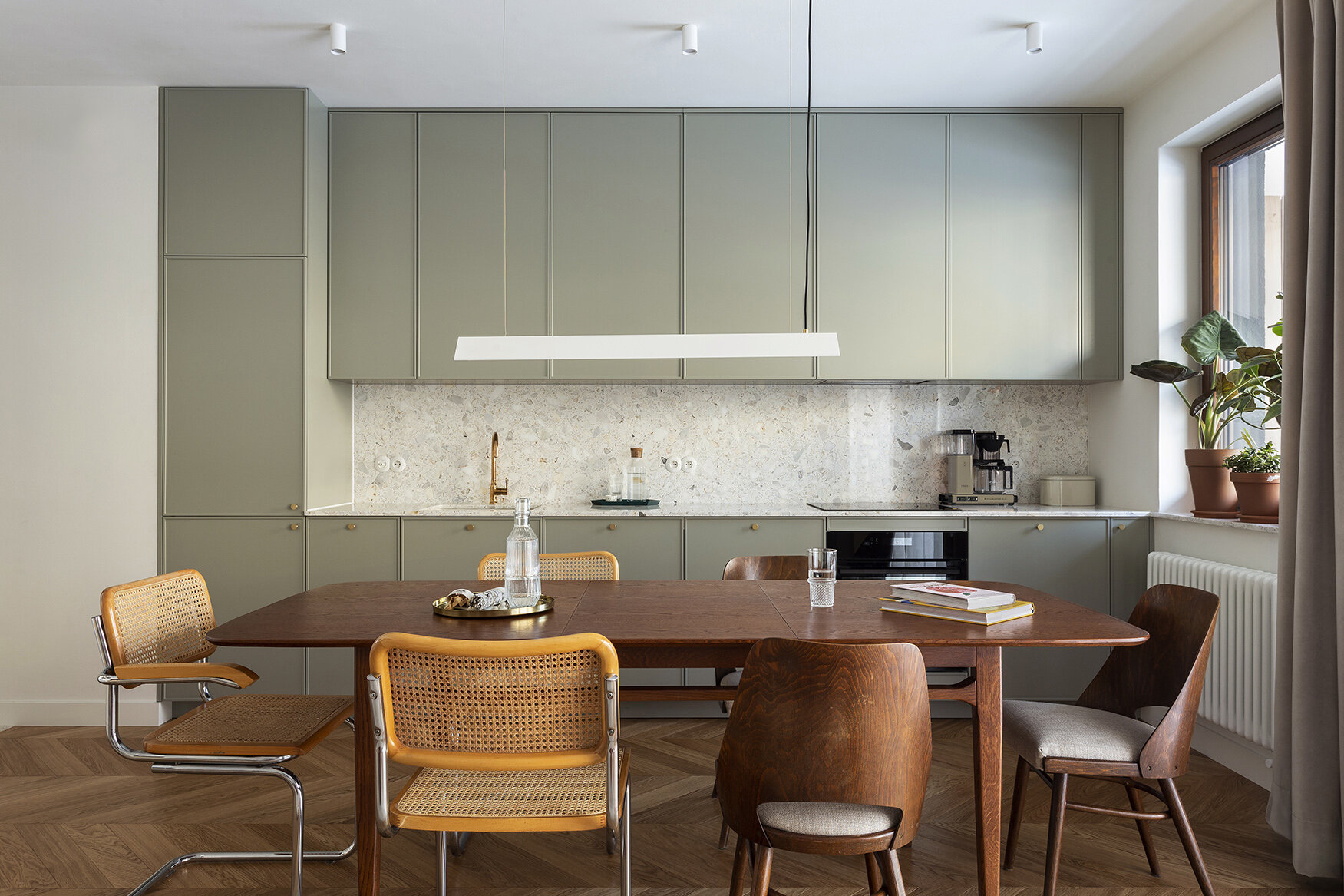 B F Y APARTMENT